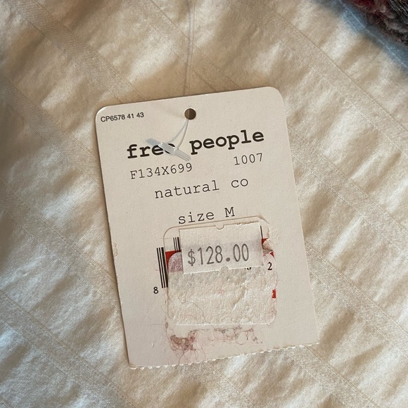 Free People Women’s Sweater - Picture 3 of 4